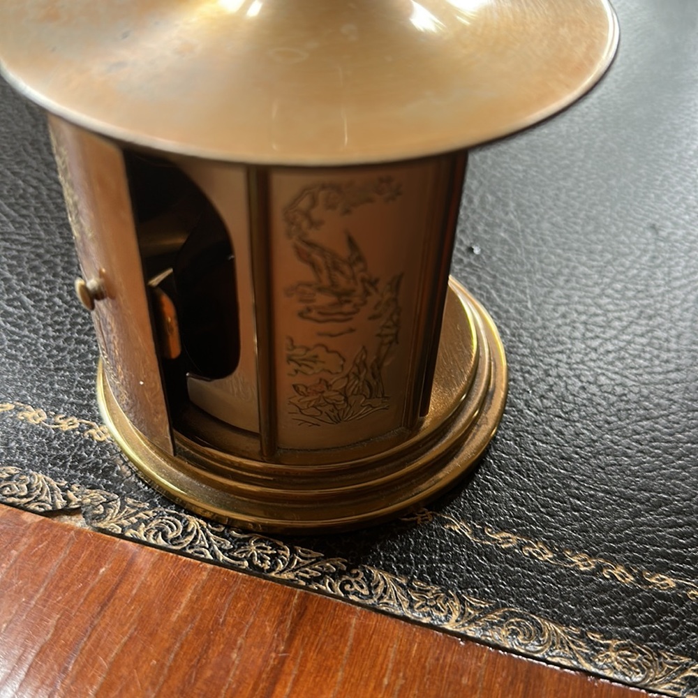 Vintage Mini Clock - Picture 2 of 3